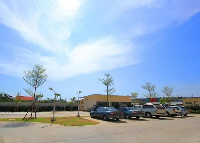 Hotel The Grow & 4*
