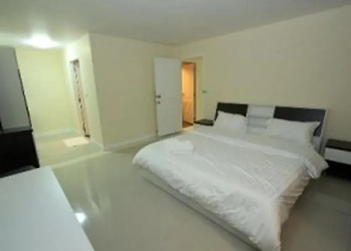 Hotel The Grow & Bangkok